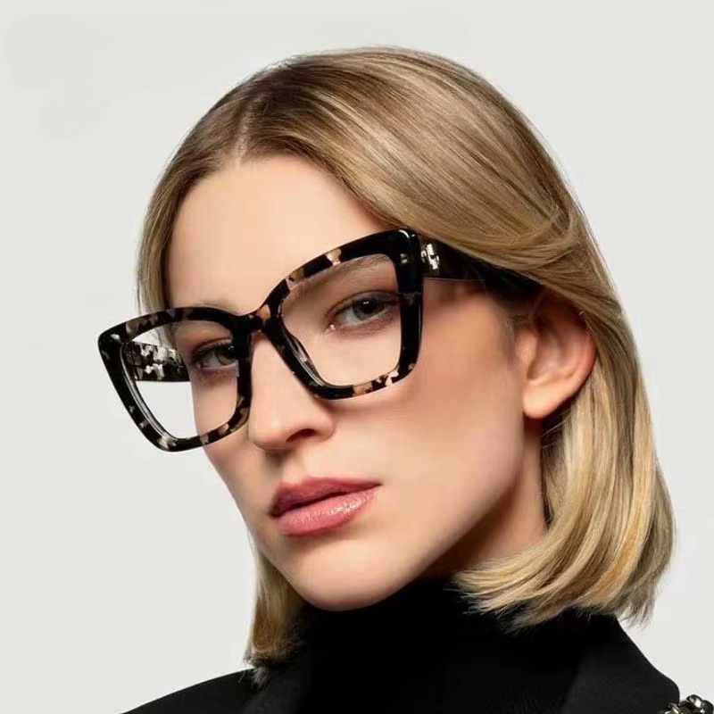 EG40 Retro Thick Frame Myopia Glasses for Women Cat Eye Anti Blue Light Reading Glasses Prescription